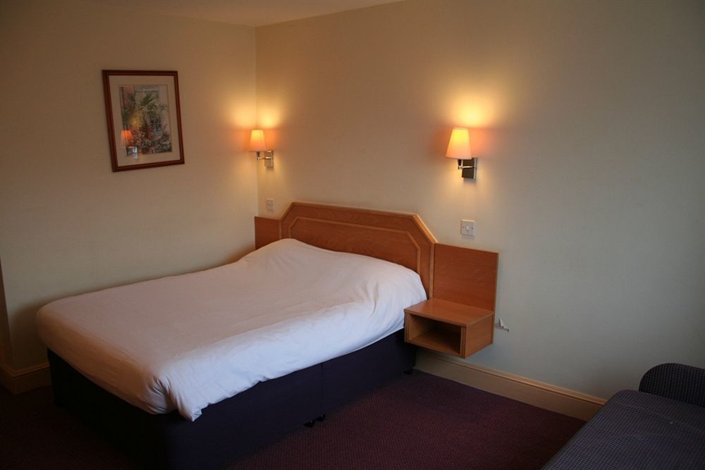 Days By Wyndham Sevenoaks Clacket Lane Hotel